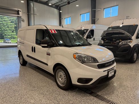 Used 2022 RAM ProMaster City Tradesman FWD image 3