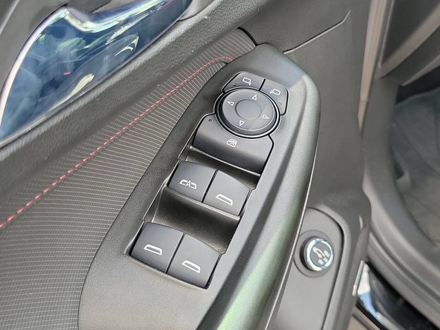 Used 2023 Chevrolet TrailBlazer RS w/ Sun and Liftgate Package FWD image 19