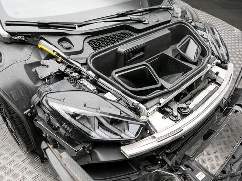 Used 2022 Lamborghini Huracan STO RWD image 45