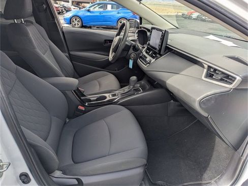 Used 2022 Toyota Corolla LE image 29