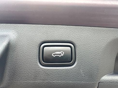 Used 2024 Hyundai Palisade SEL FWD image 14