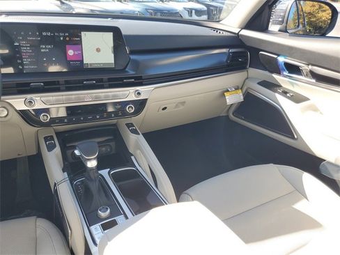 New 2025 Kia Telluride S image 12