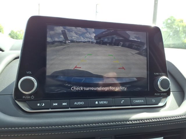 Used 2024 Nissan Rogue SV w/ SV Premium Package FWD image 29
