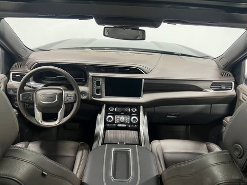 Used 2023 GMC Yukon Denali w/ LPO, Floor Liner Package image 33