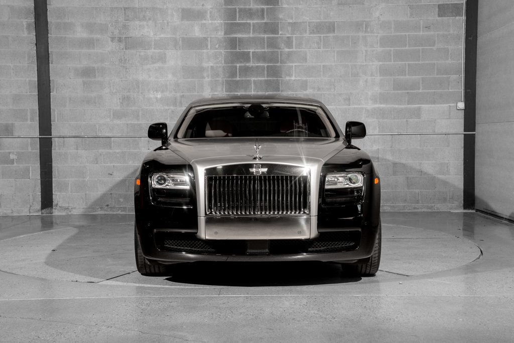 Used 2010 Rolls-Royce Ghost RWD image 3