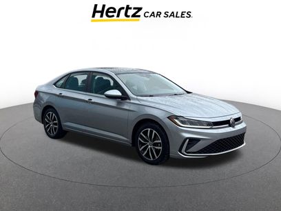 Used 2025 Volkswagen Jetta SE