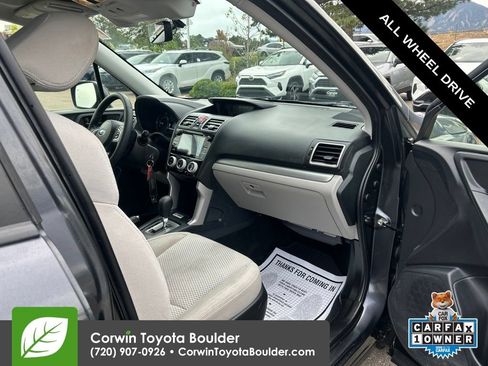 Used 2018 Subaru Forester 2.5i Premium AWD/4WD image 11