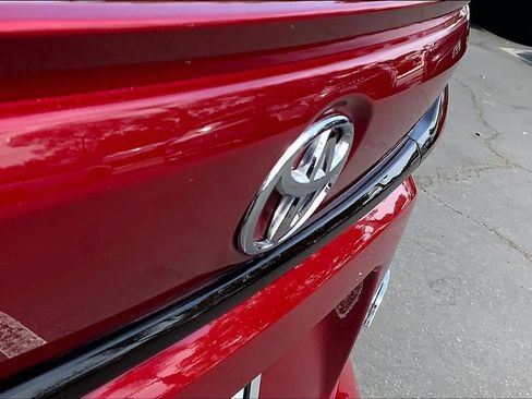 Used 2023 Toyota Corolla SE w/ SE Premium Package FWD image 30