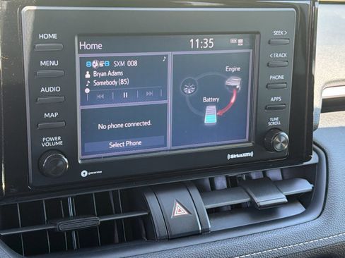 Certified 2020 Toyota RAV4 LE w/ All Weather Liner Package AWD/4WD image 15