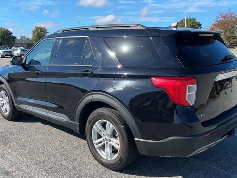 Used 2022 Ford Explorer XLT w/ Equipment Group 202A image 42