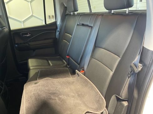 Certified 2023 Honda Ridgeline RTL image 17