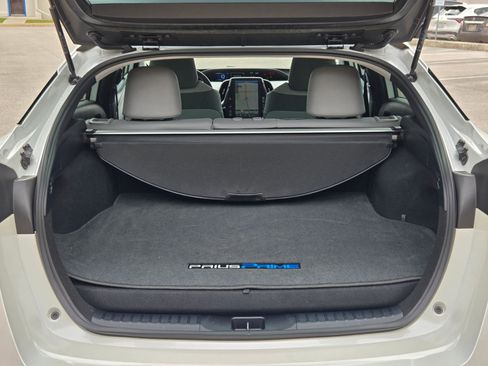 Used 2022 Toyota Prius Prime XLE FWD image 23