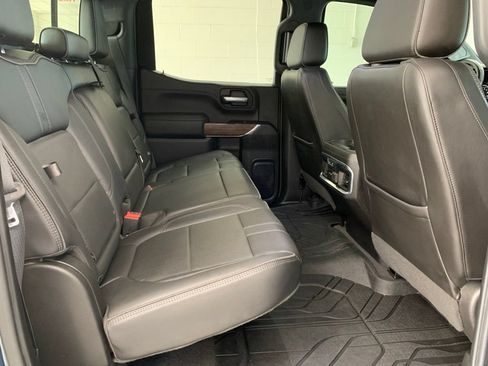 Used 2020 Chevrolet Silverado 1500 High Country w/ Technology Package AWD/4WD image 8