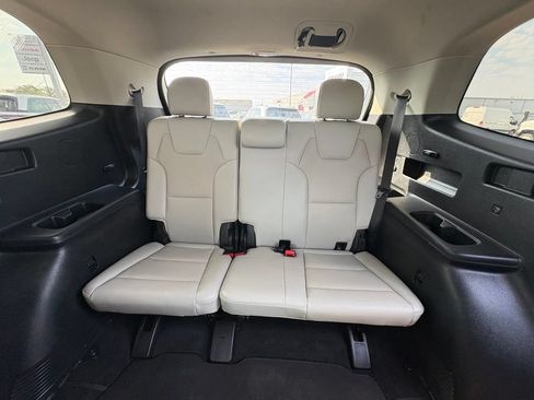 Used 2021 Kia Telluride S FWD image 29
