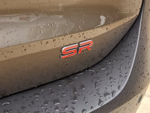 Certified 2025 Nissan Kicks SR FWD image 7
