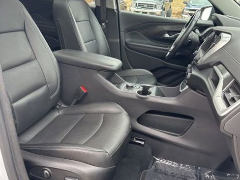Used 2022 GMC Terrain SLT w/ Infotainment Package II image 41