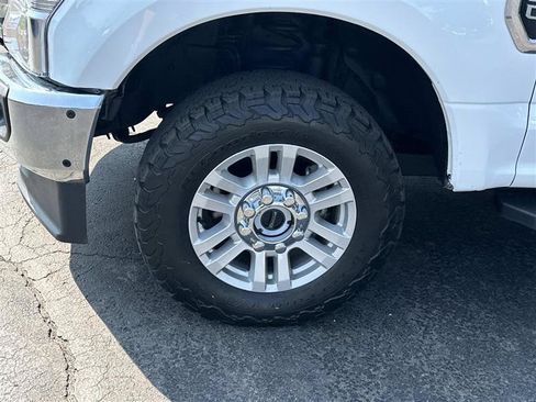 Used 2020 Ford F350 XLT AWD/4WD image 6