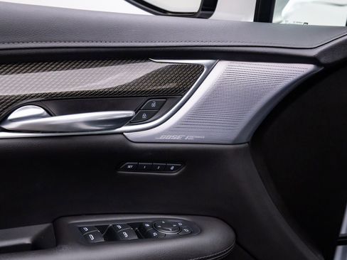 Certified 2022 Cadillac XT5 Sportv w/ LPO, Floor Liner Package image 19