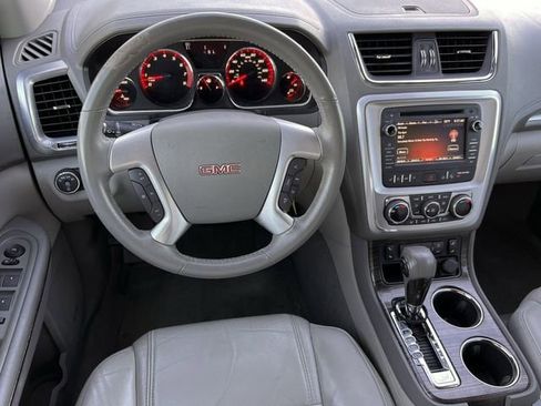 Used 2016 GMC Acadia SLT image 10
