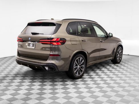 New 2026 BMW X5 xDrive50e w/ M Sport Package image 6