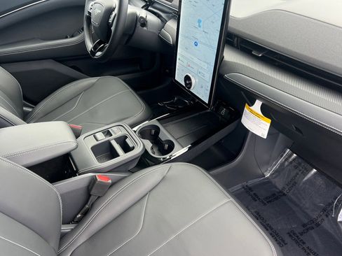 New 2026 Ford Mustang Mach-E Select image 15