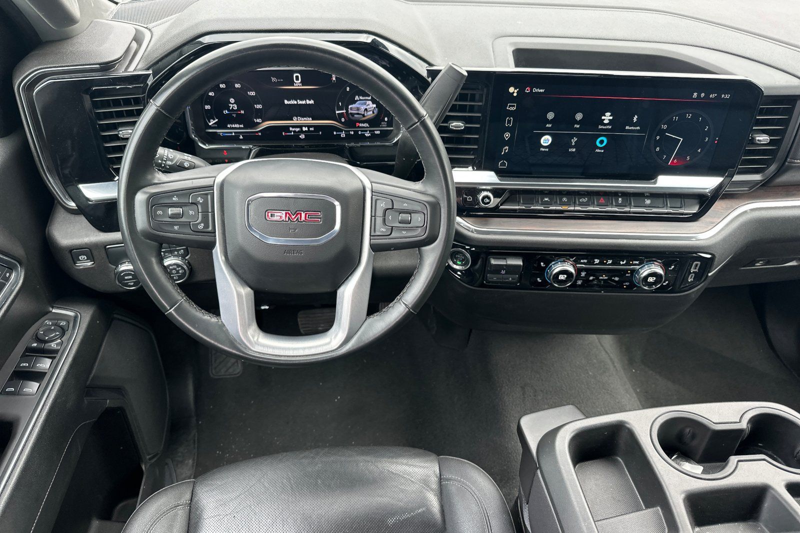 Used 2025 GMC Sierra 1500 SLT RWD image 16