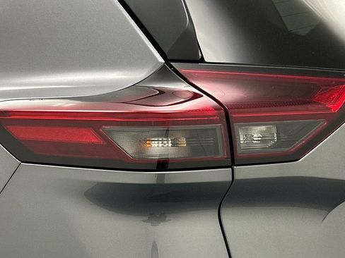 New 2026 Nissan Rogue SV image 22