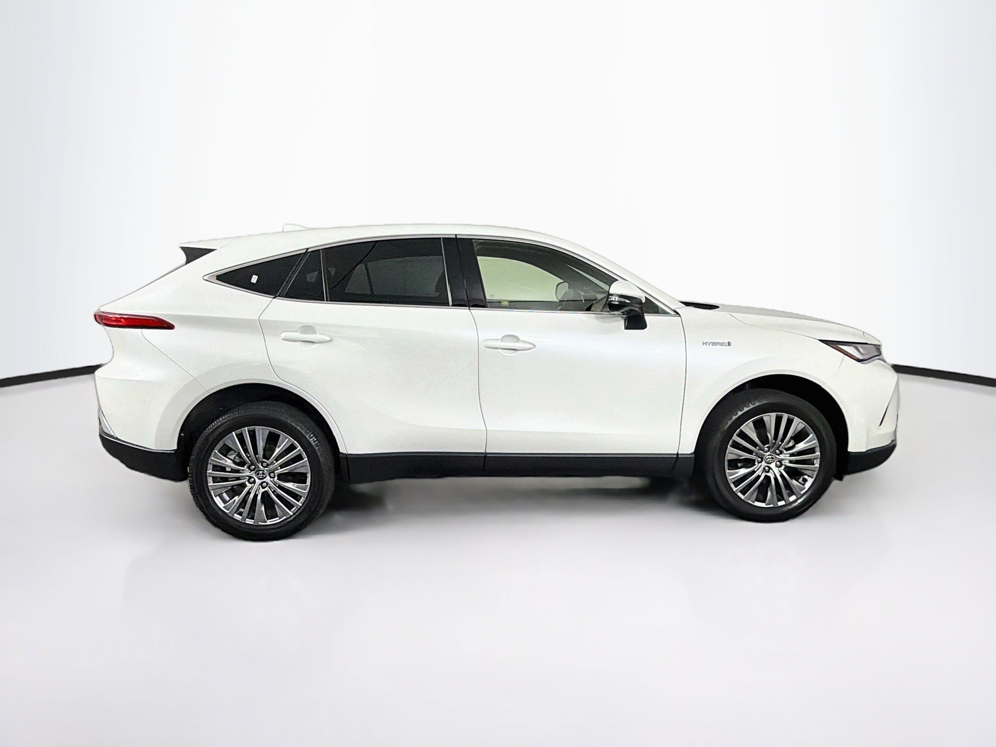 Used 2021 Toyota Venza Limited AWD/4WD image 10