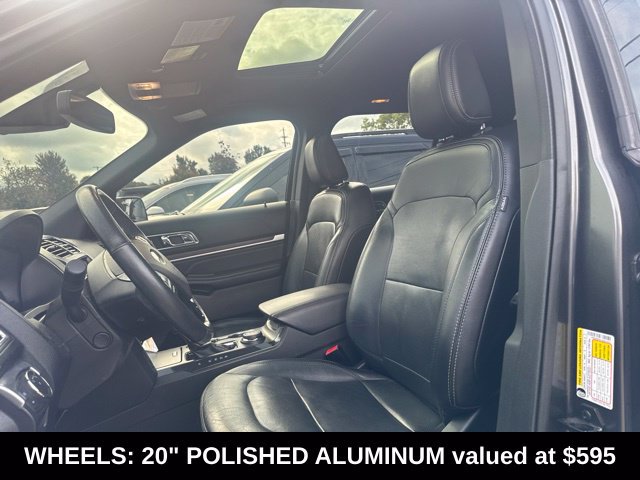 Used 2018 Ford Explorer Limited w/ Equipment Group 301A AWD/4WD image 6