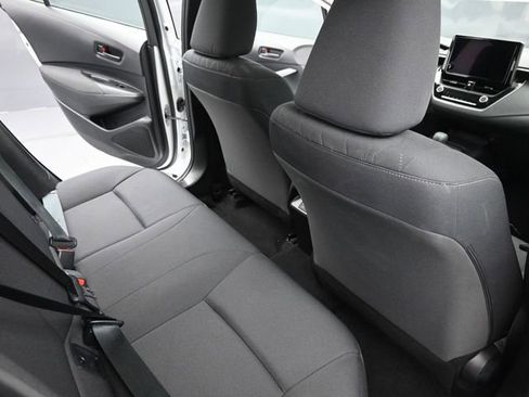 Used 2025 Toyota Corolla LE image 21