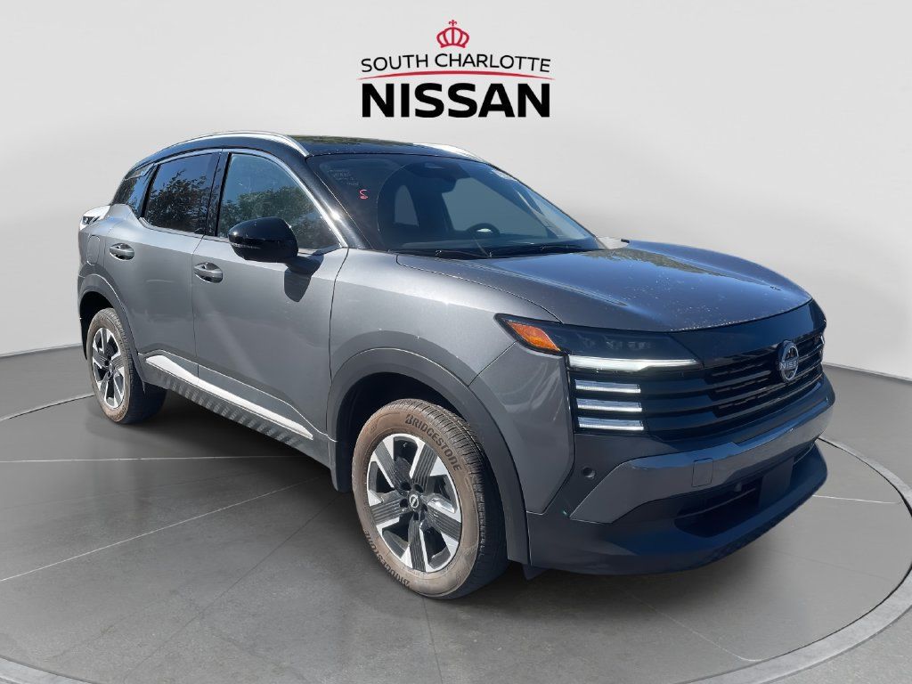 Used 2025 Nissan Kicks SR FWD 360° Tour