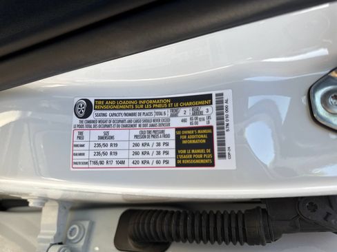 Certified 2026 Volkswagen Tiguan SE AWD/4WD image 26