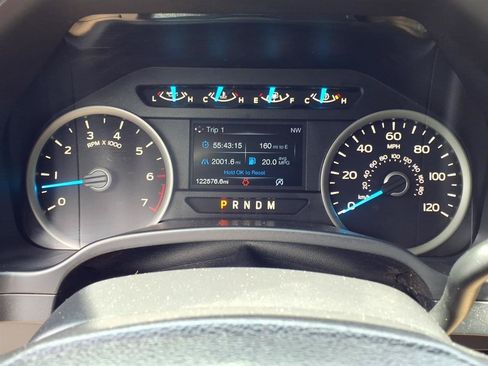 Used 2017 Ford F150 XLT w/ Equipment Group 302A Luxury AWD/4WD image 21