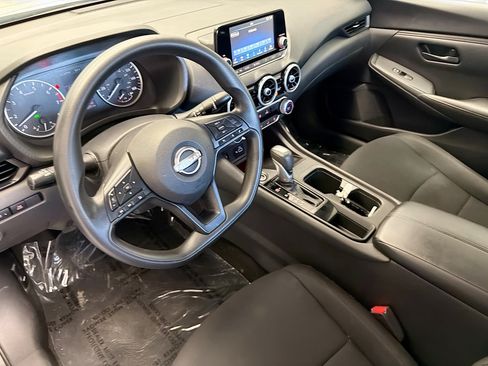 Used 2025 Nissan Sentra S FWD image 7