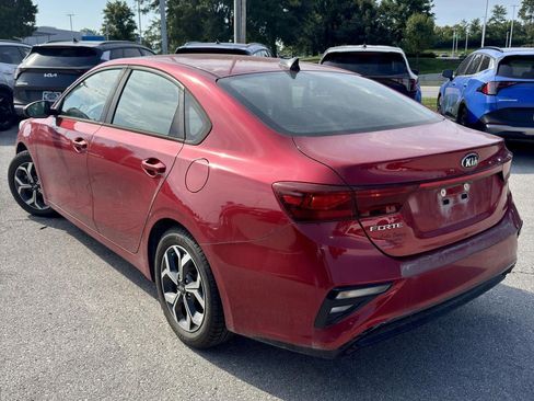 Used 2020 Kia Forte LXS FWD image 3