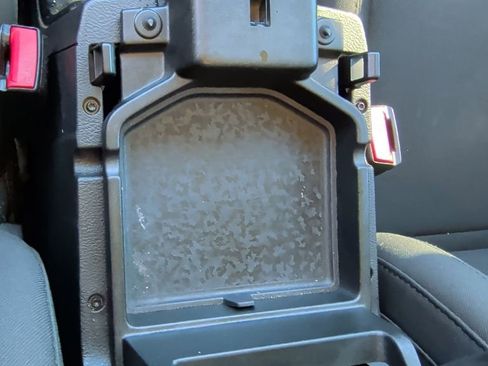 Used 2022 Jeep Wrangler Unlimited Willys image 30