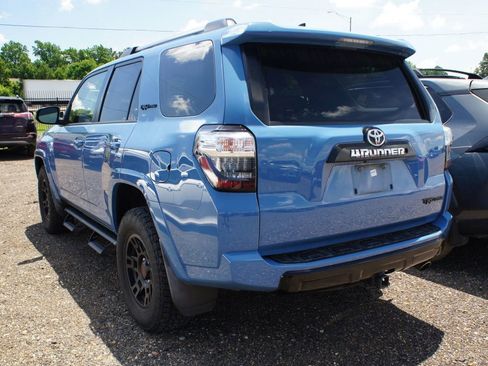 Used 2018 Toyota 4Runner TRD Pro AWD/4WD image 6
