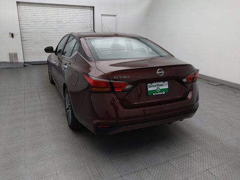 Used 2025 Nissan Altima 2.5 SV FWD image 6