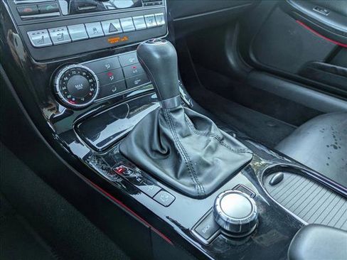 Used 2014 Mercedes-Benz SLK 250 image 12