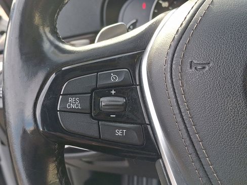 Used 2019 BMW 530i xDrive w/ Convenience Package image 21