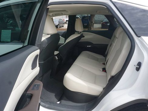 Used 2024 Lexus RX 350 FWD w/ Technology Package image 16