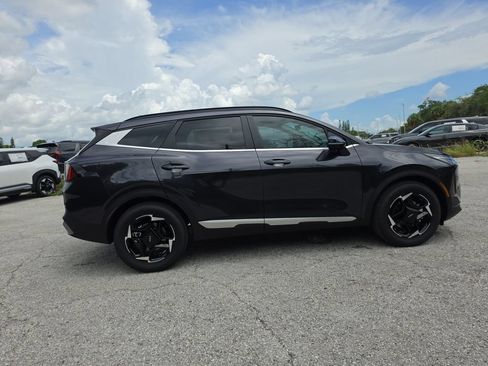 New 2027 Kia Sportage EX FWD image 9