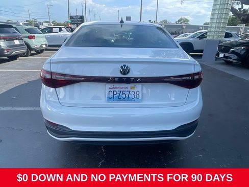 Used 2025 Volkswagen Jetta Sport FWD image 5