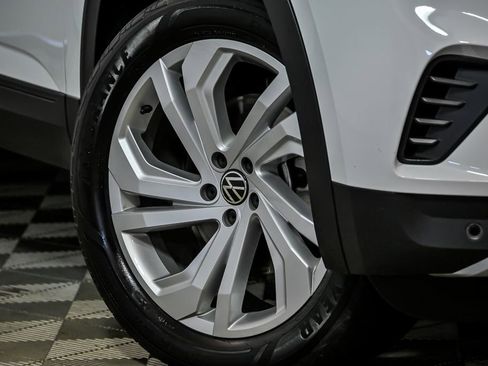 Certified 2023 Volkswagen Atlas SE image 3