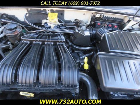 Used 2005 Chrysler PT Cruiser Limited image 19