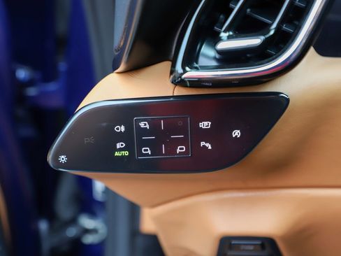 Certified 2022 Ferrari Roma image 28