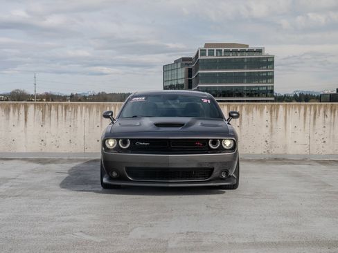Used 2021 Dodge Challenger R/T Scat Pack w/ Plus Package RWD image 2