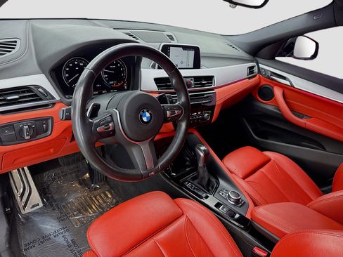 Used 2018 BMW X2 xDrive28i w/ M SportX Package AWD/4WD image 7