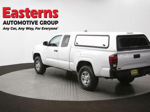 Used 2019 Toyota Tacoma SR image 62