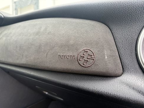 Used 2018 Toyota 86 RWD image 29